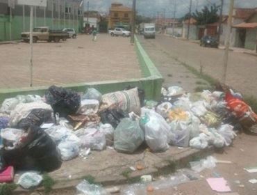 RECLAMAÇÕES E DÚVIDAS, POPULAÇÃO ESTÁ REVOLTADA COM FALTA DE PLANEJAMENTO DA COLETA DE LIXO EM AVARÉ