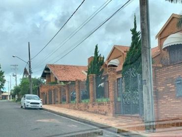 Moradores ameaçam levar lixo na frente da casa do prefeito