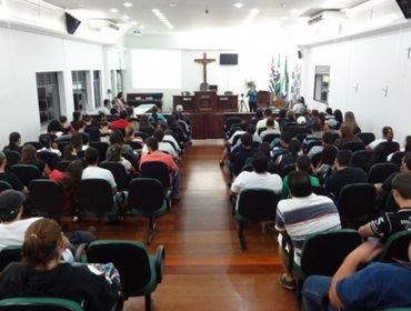 Palestras da Semana da Mulher são realizadas com sucesso