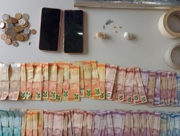 QUATRO HOMENS SÃO DETIDOS POR ENVOLVIMENTO COM TRÁFICO NA VILA ESPERANÇA