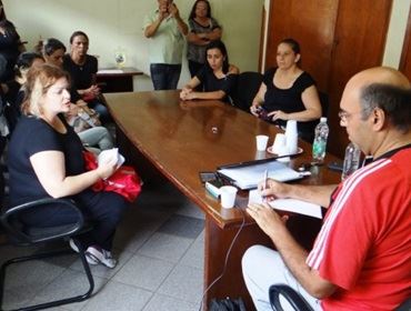 Prefeito se reúne com Auxiliares de Desenvolvimento Infantil 