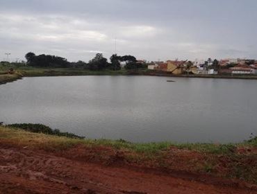 Limpeza do Lago Bertha Banwwart entra em fase final 