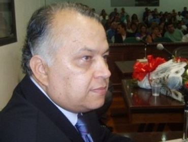            O Vereador Ernesto Albuquerque apresentou indicações na Sessão Ordinária do dia 28