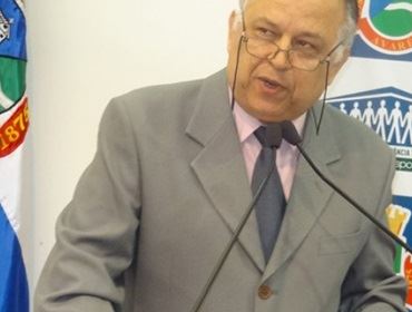 Vereador Ernesto Ferreira de Albuquerque pede a Prefeitura realização de eventos na Vila Dignidade