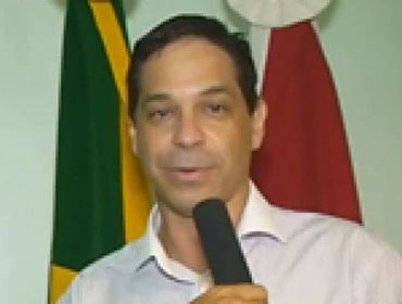   A sessão da C. P. I. do  Pref. de Itatinga movimentou a cidade. 