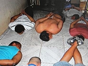Quadrilha que aterrorizou a região assaltando caixas eletrônicos foi presa pela polícia civil.
