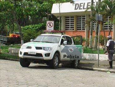 AMBIENTAL DE BOTUCATU APRIENDE ARMAMENTOS NA RESIDENCIA DE IDOSO DE 79 ANOS