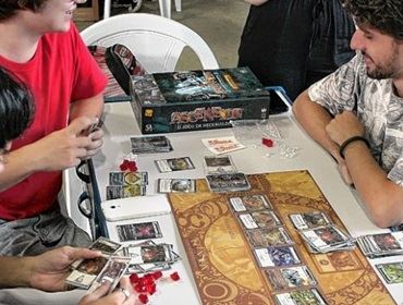 Casa da Juventude de Botucatu recebe evento de jogos de tabuleiro