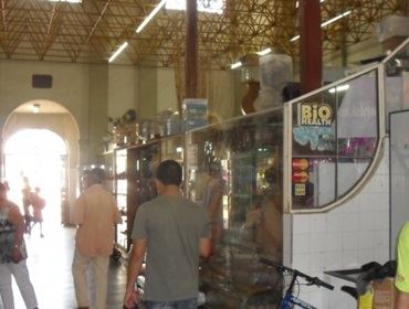 MERCADO MUNICIPAL E SUAS IRREGULARIDADES