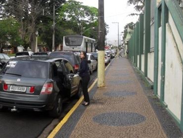 O PROBLEMA DO TRÂNSITO NA ESCOLA FREA.