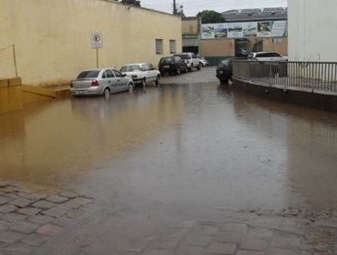 CONTINUAM AS INUNDAÇÕES NA REGIÃO CENTRAL DE AVARE