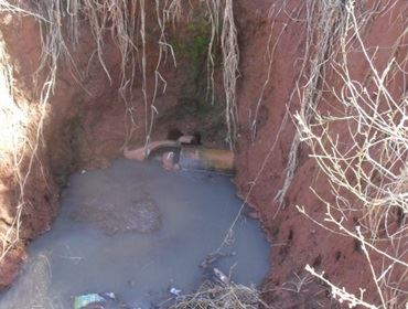 A IMPUNE SABESP CONTINUA MATANDO O MEIO AMBIENTE EM AVARÉ.