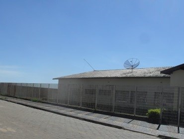 PREFEITURA AINDA NÃO ARRUMOU PARA RAIOS DA CRECHE DO PLIMEC
