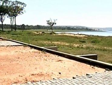  Balneário Costa Azul em completo abandono.