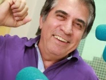  Eli Corrêa renova contrato com a Rádio Capital
