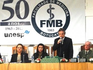 68 AUXILIARES DE ENFERMAGEM COLARAM GRAU DIA 3 EM BOTUCATU
