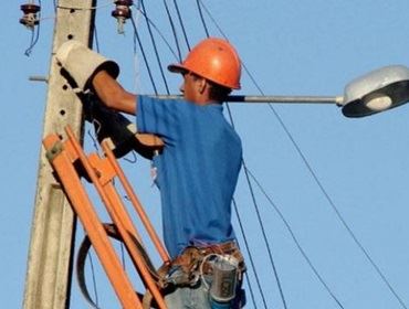 Prefeitura reduz taxa de iluminação pública