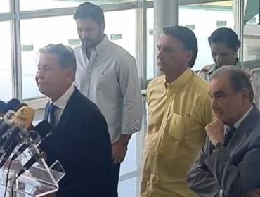 Ao mesmo tempo, Bolsonaro recebe avalanche de apoio de políticos importantes do Norte e Nordeste