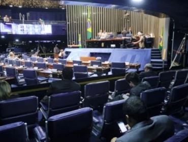 Mais um senador perde a paciência e clama pelo impeachment de Moraes