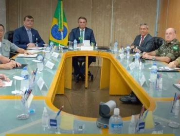 AO VIVO: Coincidência? Bolsonaro se reúne com Comandantes das Forças Armadas logo após decisões de M