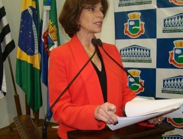 VEREADORA ROSÂNGELA PAULUCCI COBRA CAIXAS ELETRÔNICOS PARA DEFICIENTES
