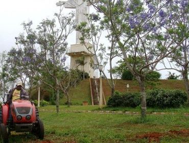 Prefeitura reforça conservação de praças e jardins