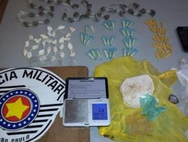 POLÍCIA MILITAR DE AVARE PRENDE MAIS DUAS PESSOAS POR TRÁFICO DE DROGAS