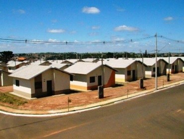 HOJE AS 9 HORAS SERÁ A  ENTREGA DAS CHAVES DAS CASAS DO SÃO ROGÉRIO